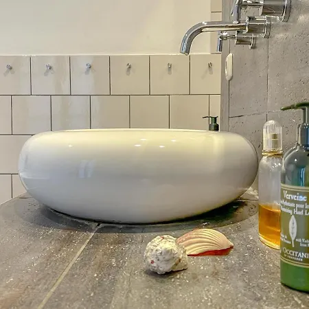 Tatil Evi Traumhaff Historischer Kahnschifferhof Mit Kamin, Liebevoll Restauriert Vogelsang-Warsin